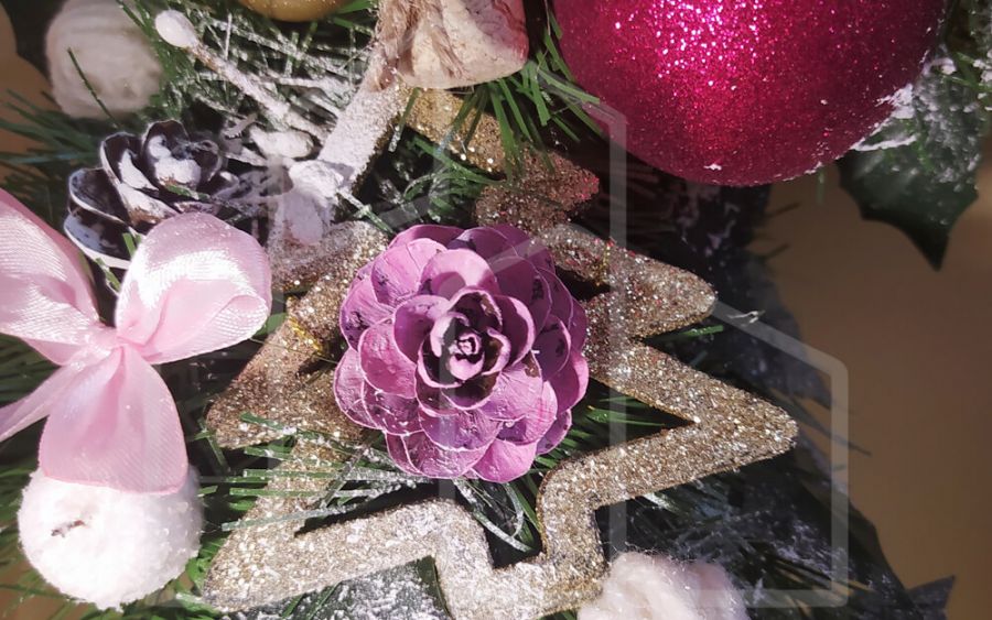 junges-paar-beim-einzug-Fronz-und-Pabst-Immobilienbetreuung-Hohenheida